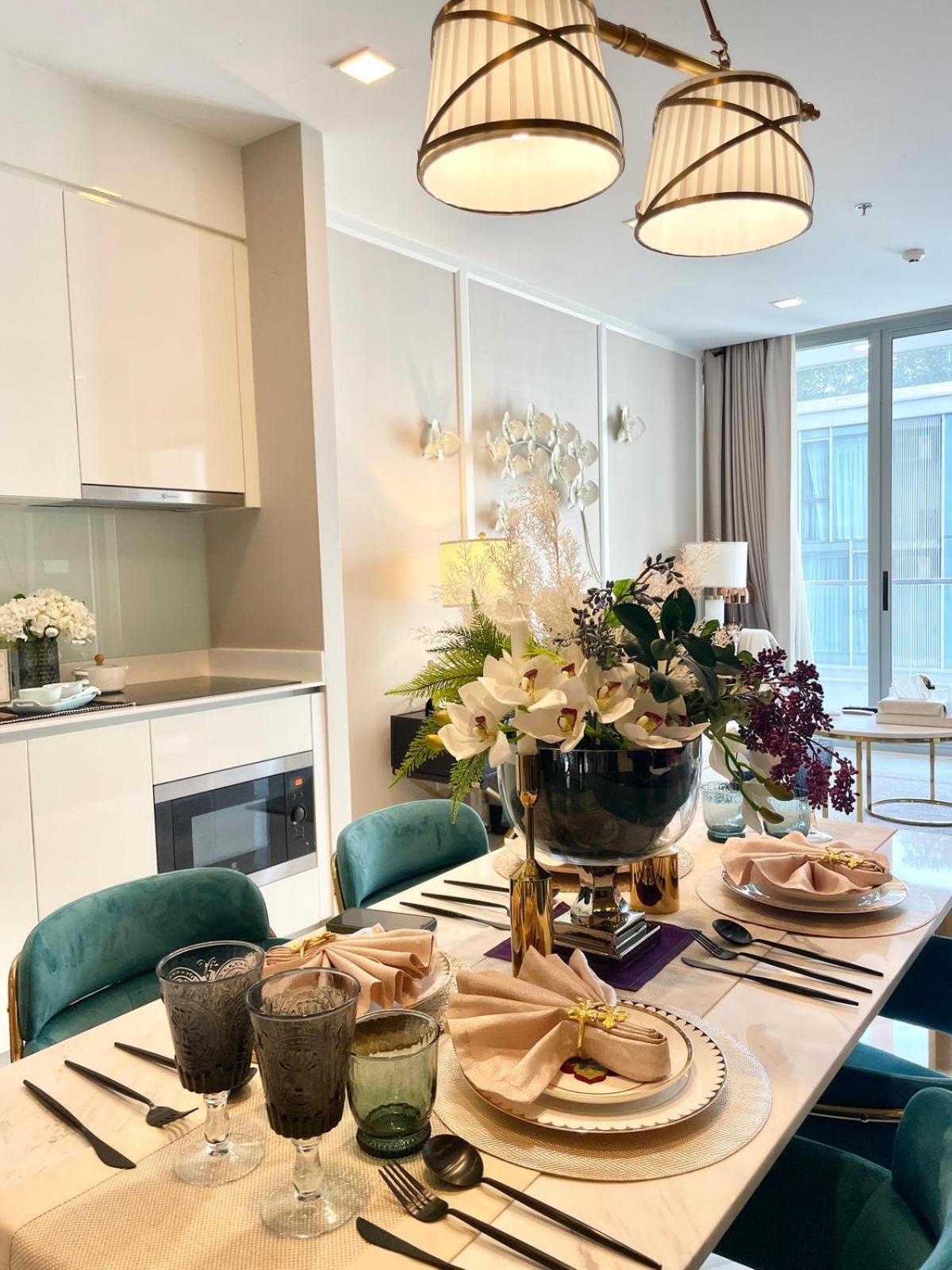 Luxury Sukhumvit Asoke Nana 65 Sqm Sleeps 4 Leilighet *