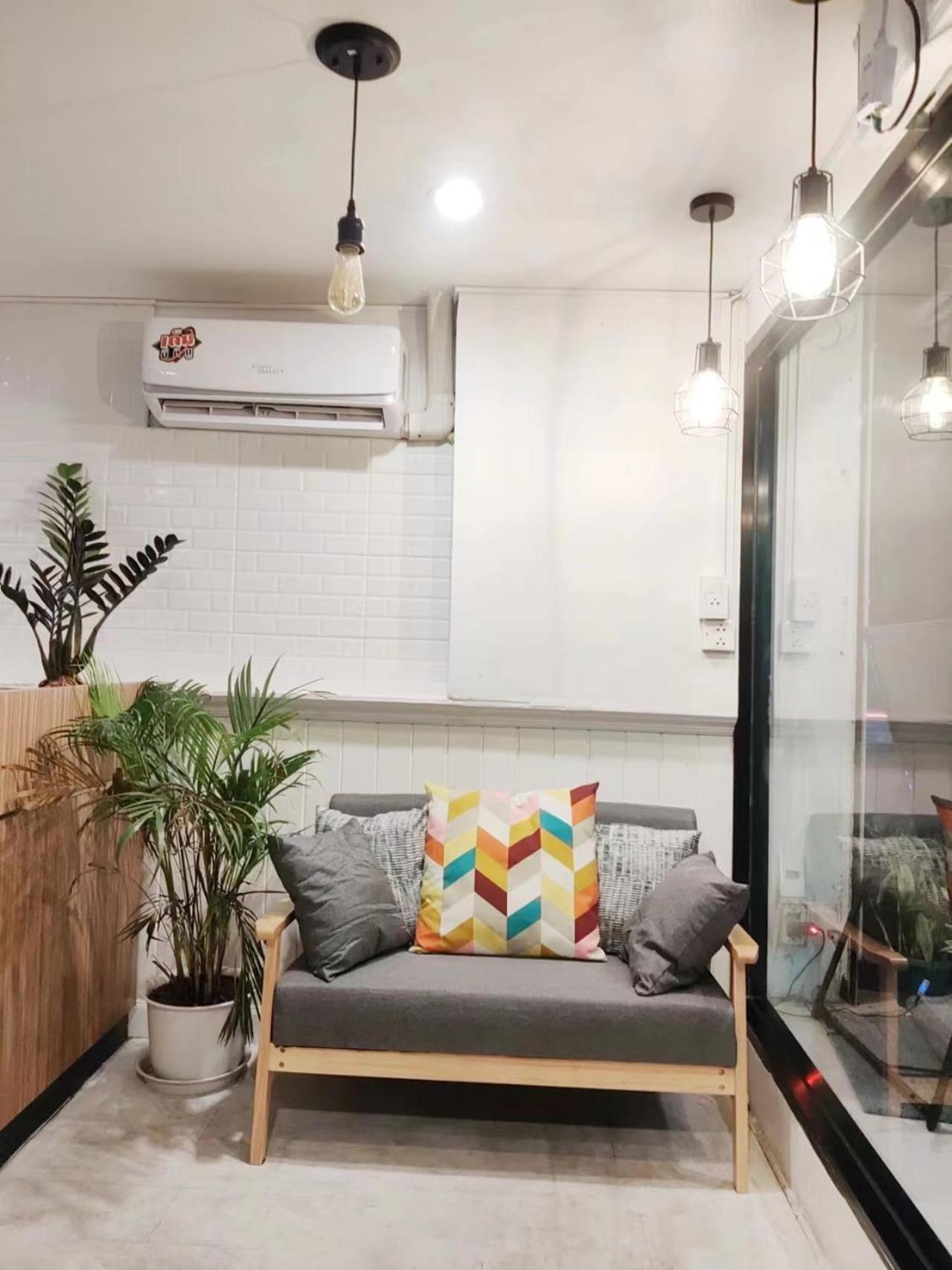 Youjia Youth Hostel *