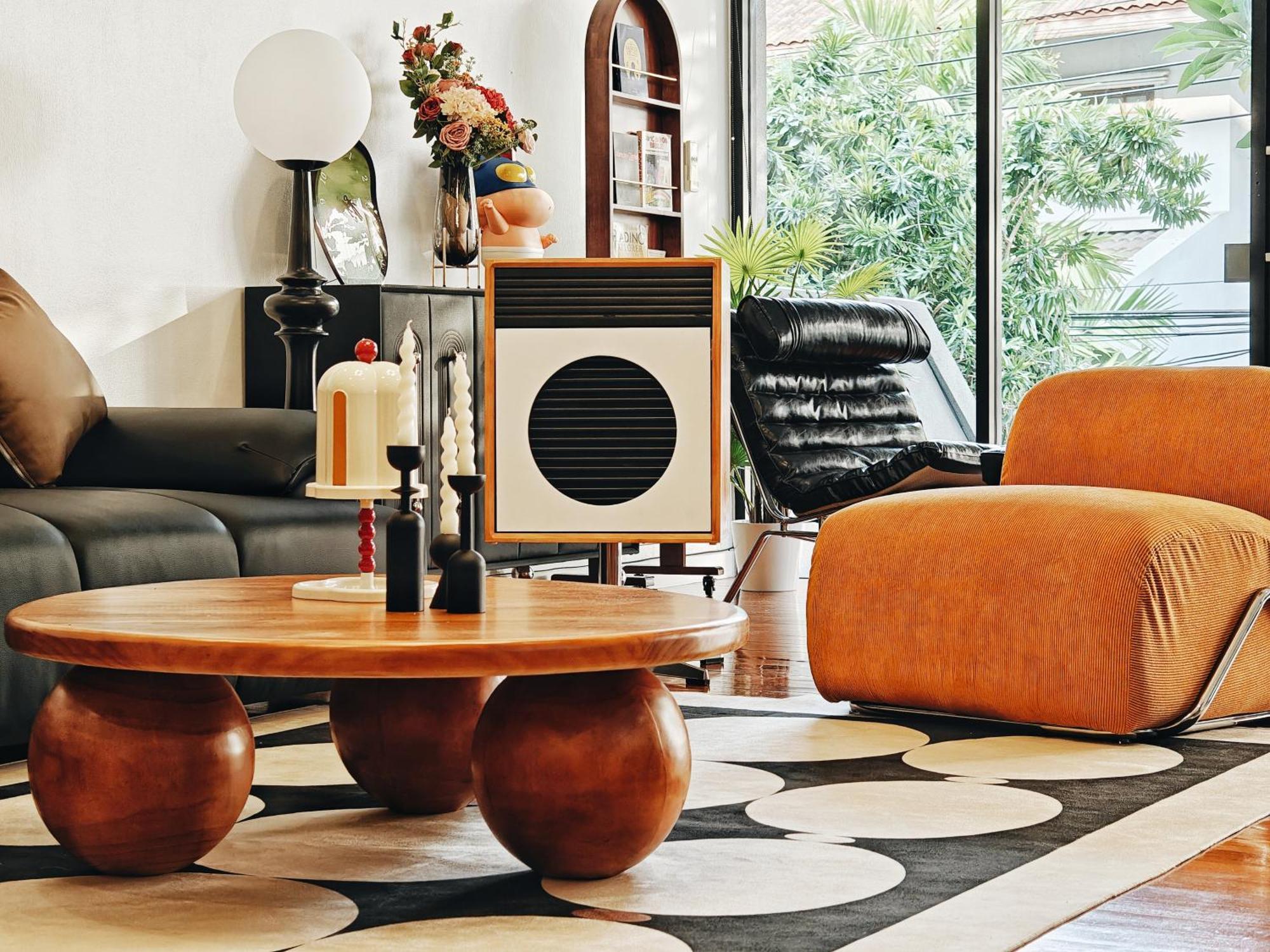 4br Modern Art With Free Wi-fi Netflix Vinyl Villa Bangkok