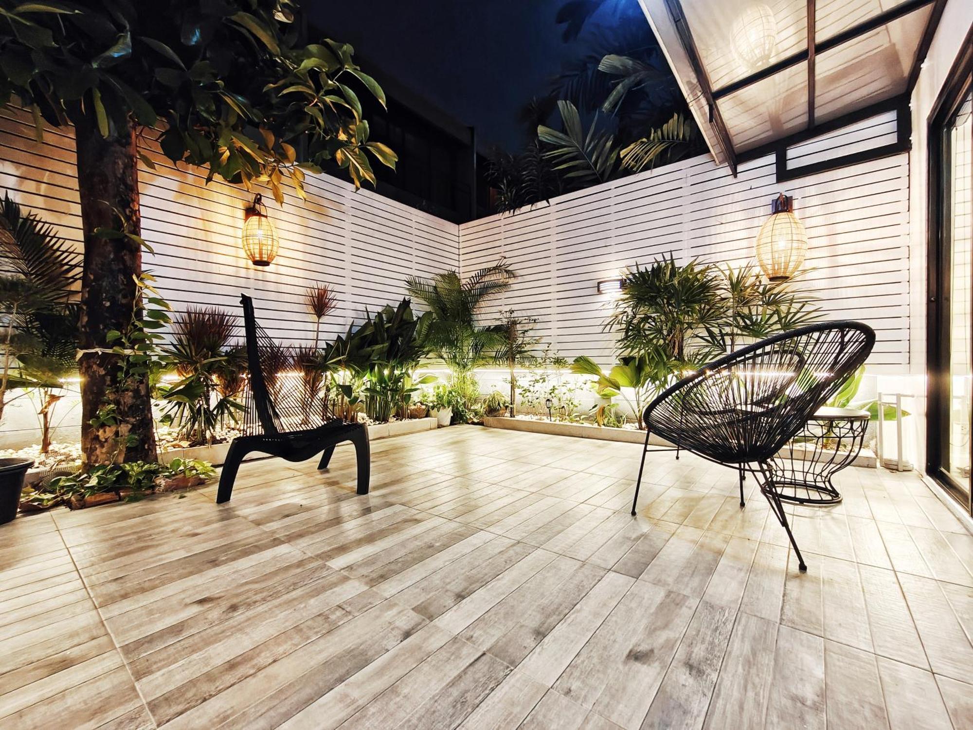 Villa 4br Modern Art With Free Wi-fi Netflix Vinyl Bangkok