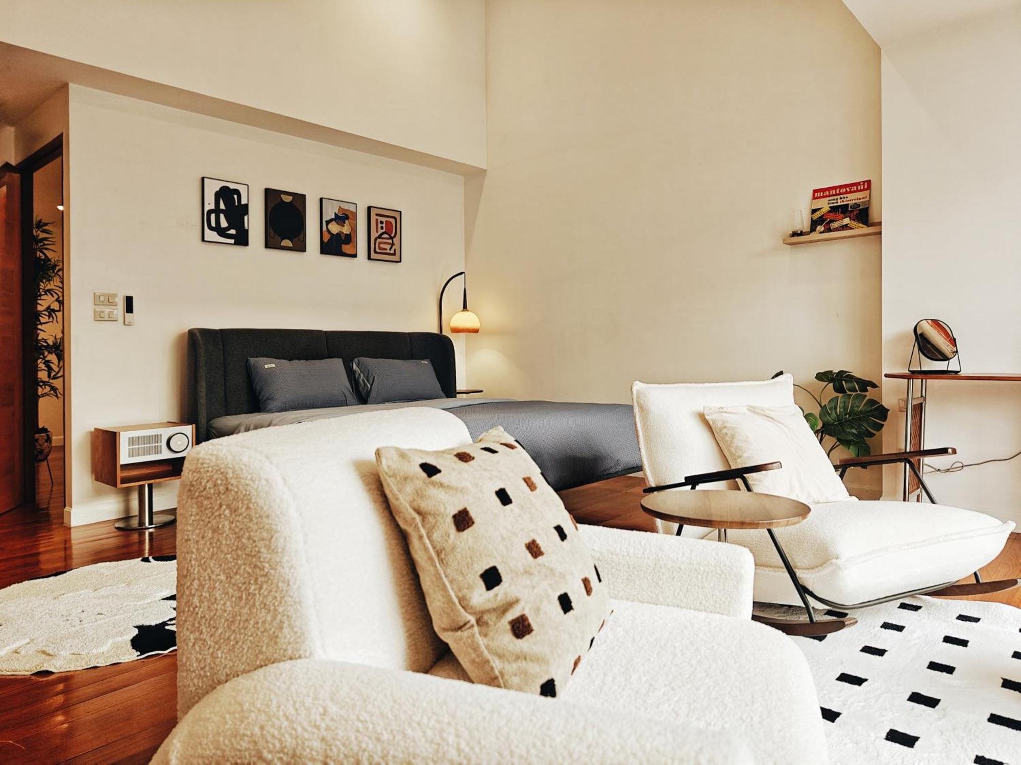 Villa 4br Modern Art With Free Wi-fi Netflix Vinyl *