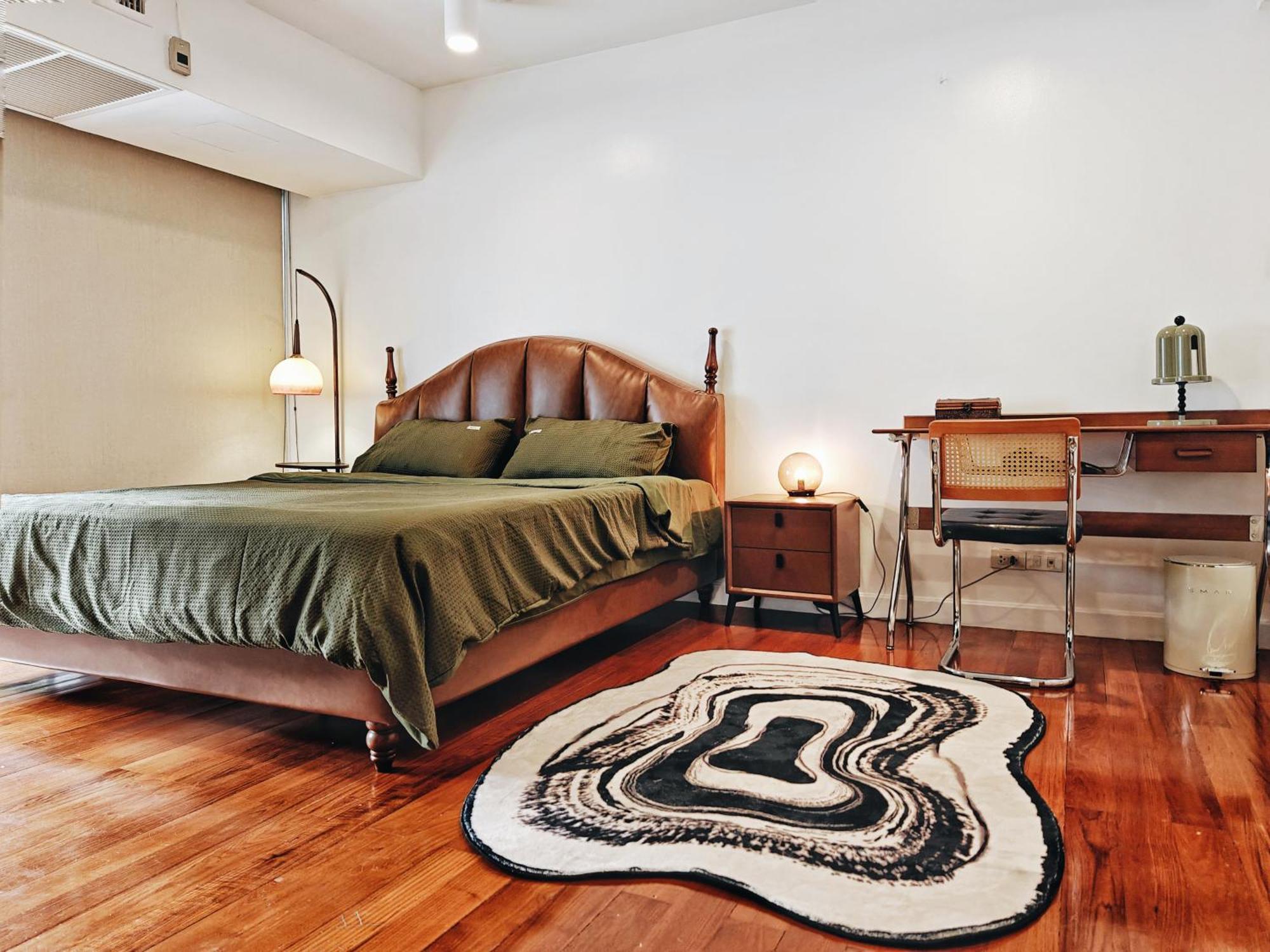 4br Modern Art With Free Wi-fi Netflix Vinyl * Bangkok