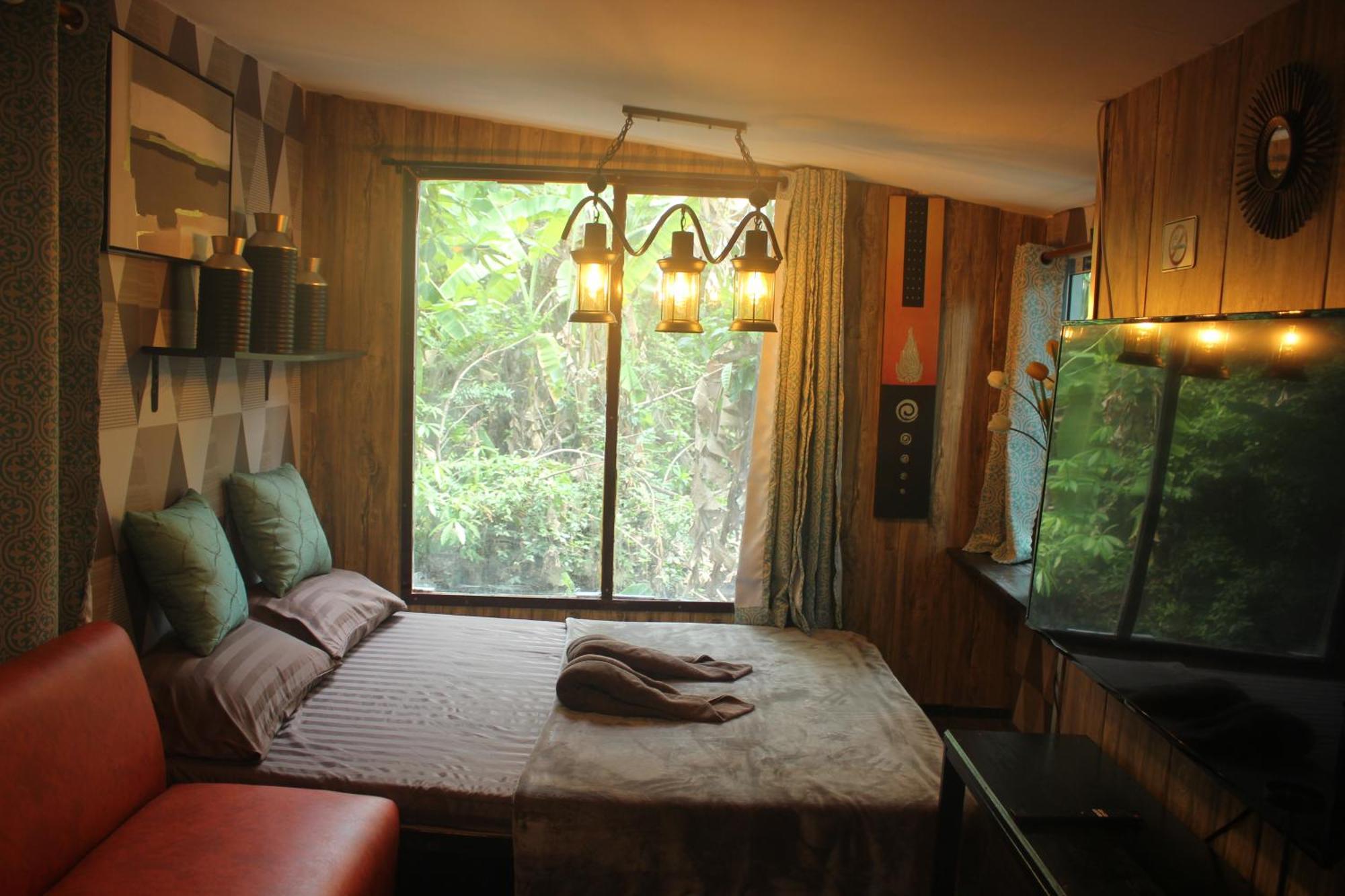 Do Dee Cafe Hostal