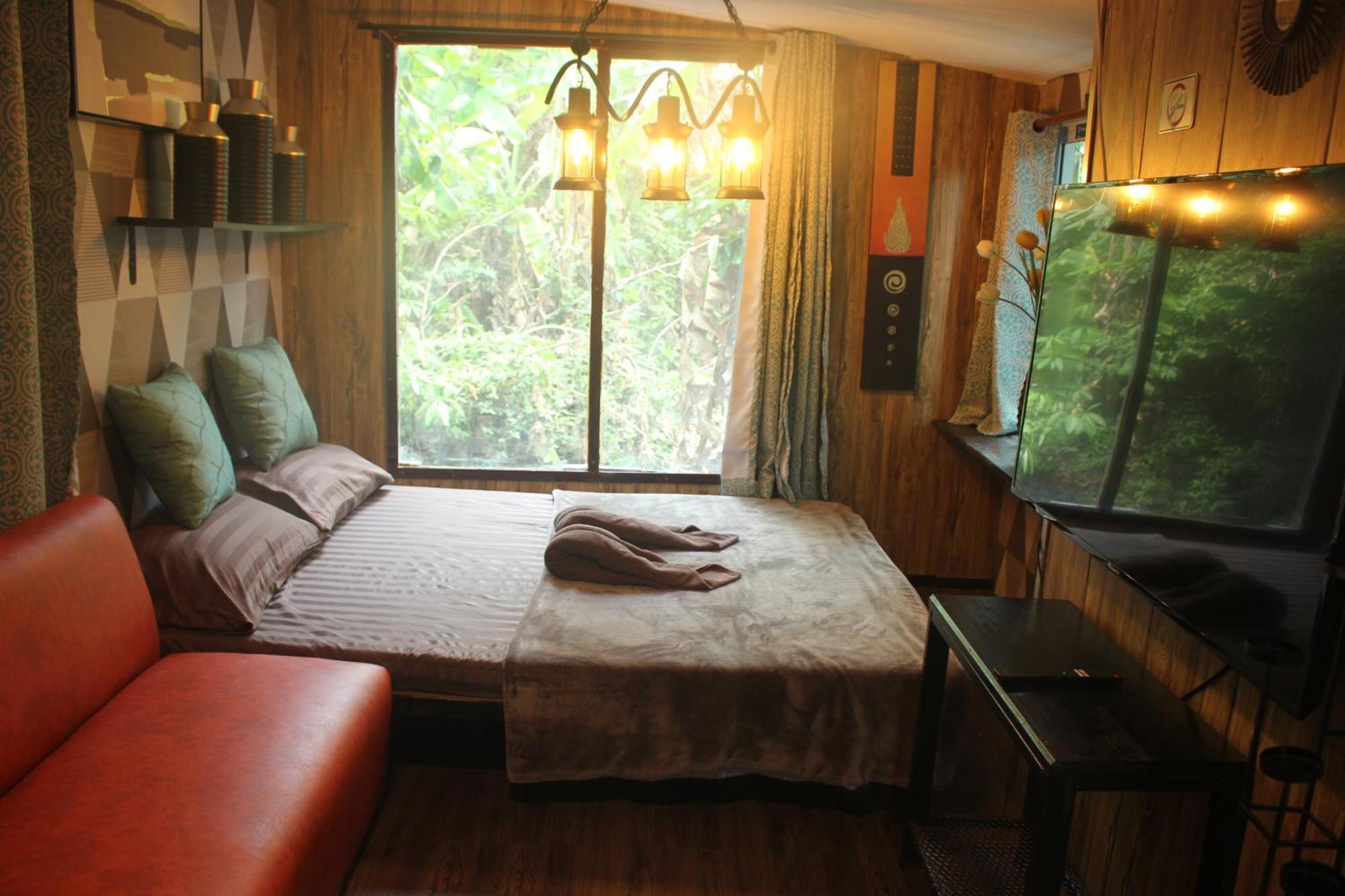 Do Dee Cafe Hostal