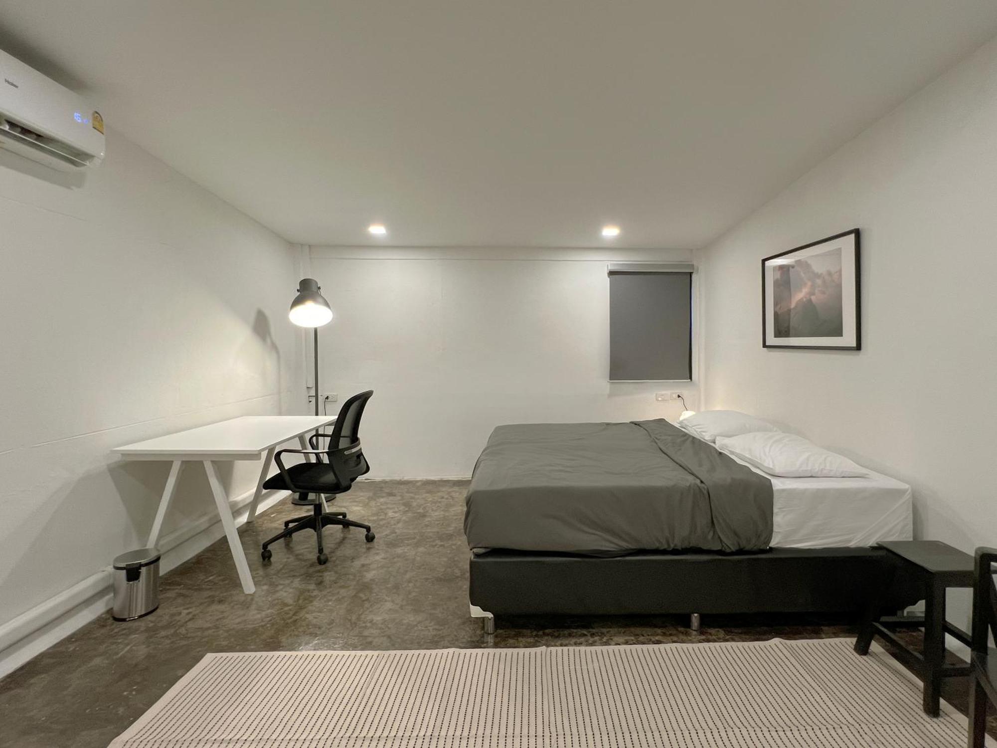 Chatel Bkk Hostel Bangkok