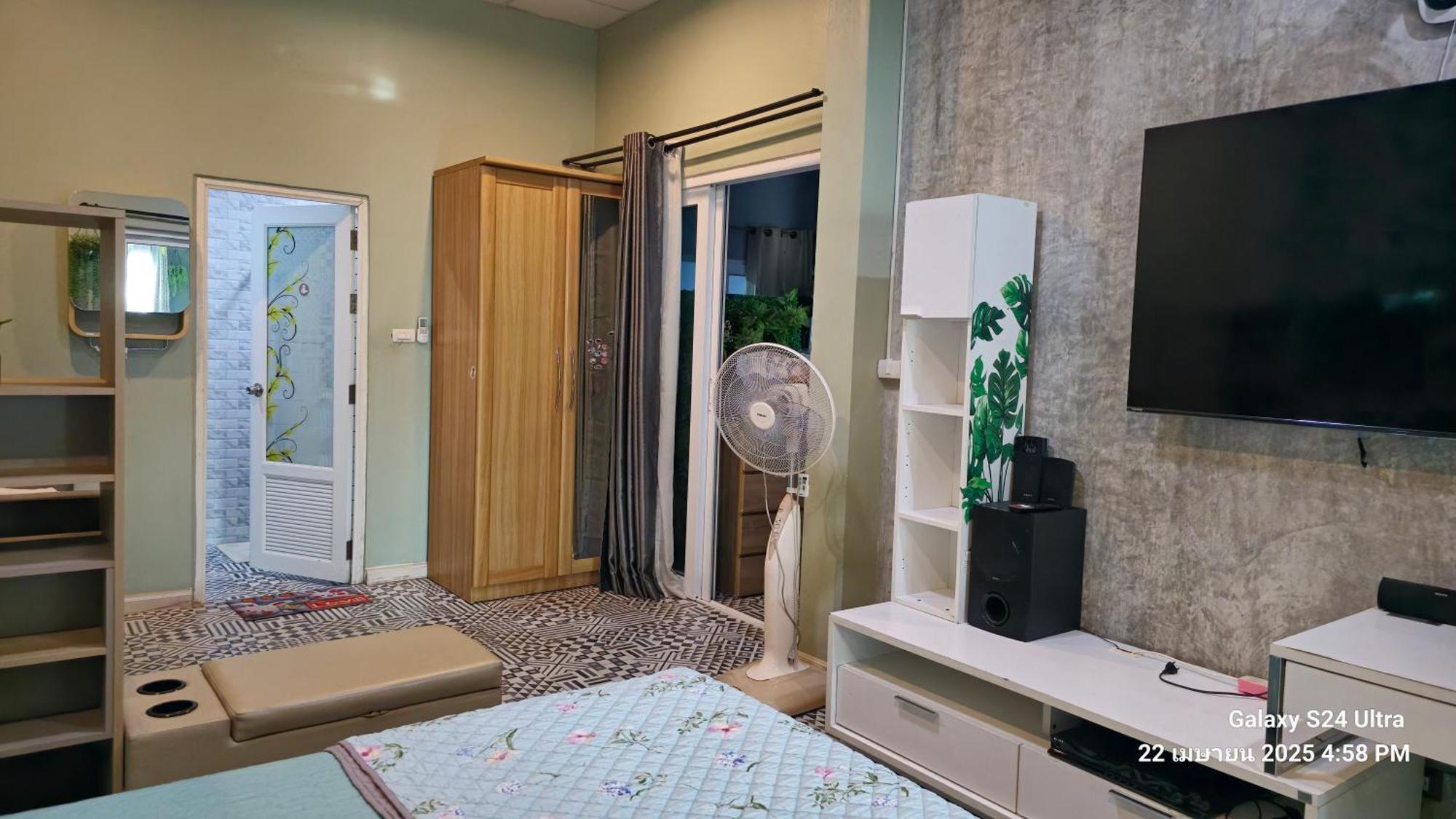 Merit Courtyard Suvarnaphumi House Appartement Bangkok