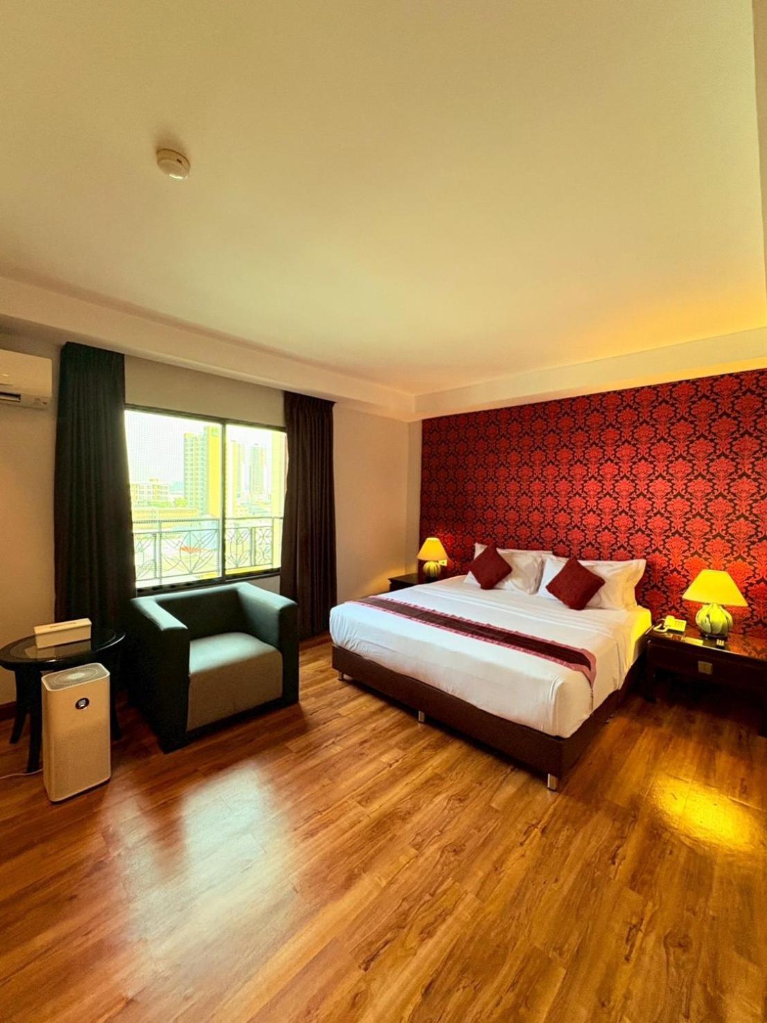 Atrium Boutique Khách sạn Bangkok