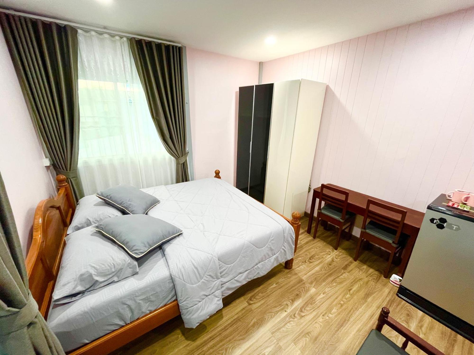 Gasthof Number9 Bangkoknoi Bkk Bangkok