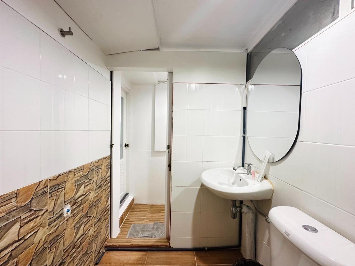 Apartment Chubby 5 *
