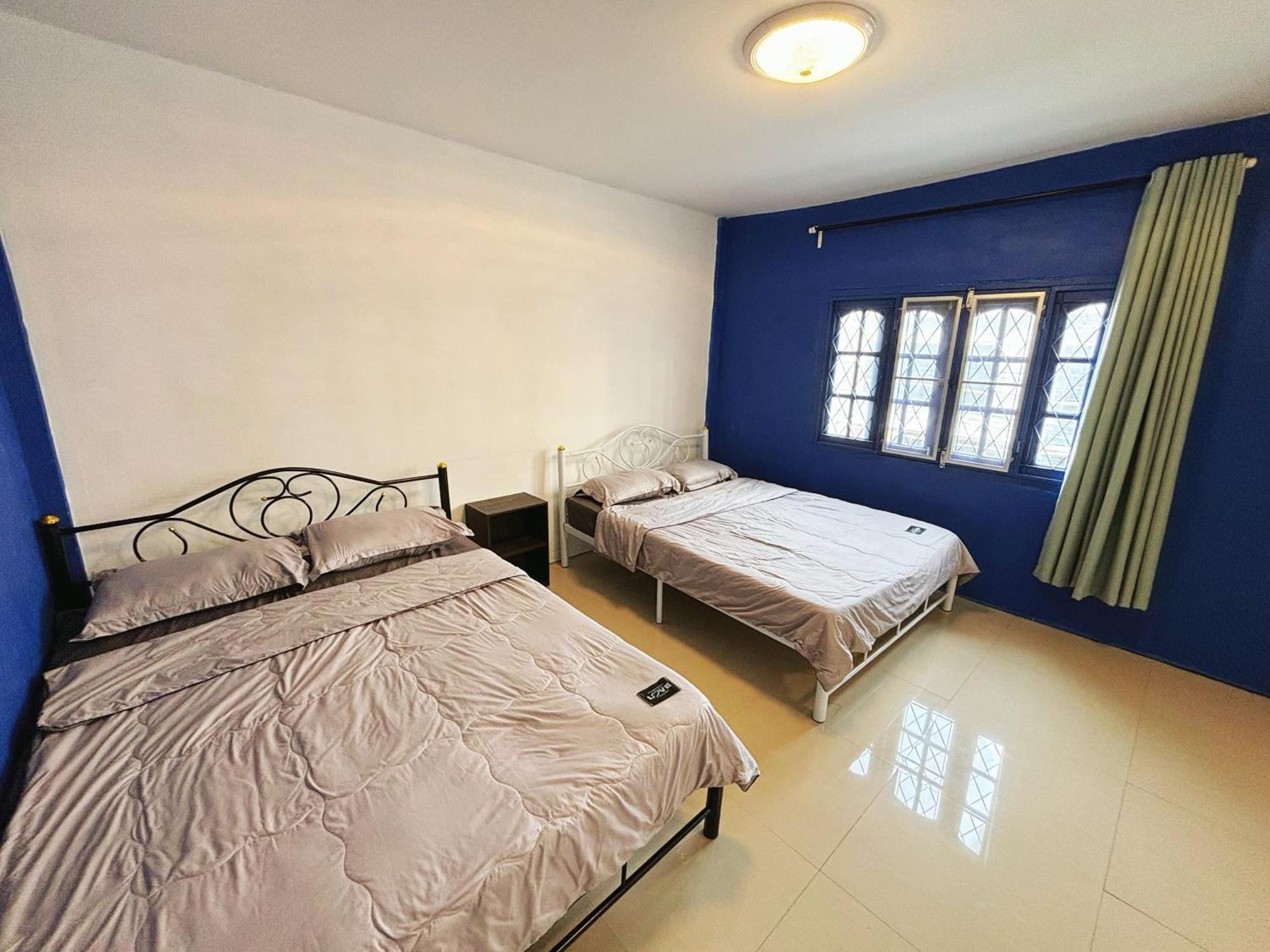 曼谷市中心/rama9/huai Khwang/6卧室花园泳池别墅 Vila Bangkok