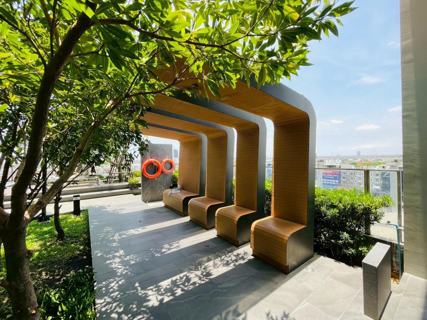 Apartment Nue Mrt Yellow Si La Salle Station *