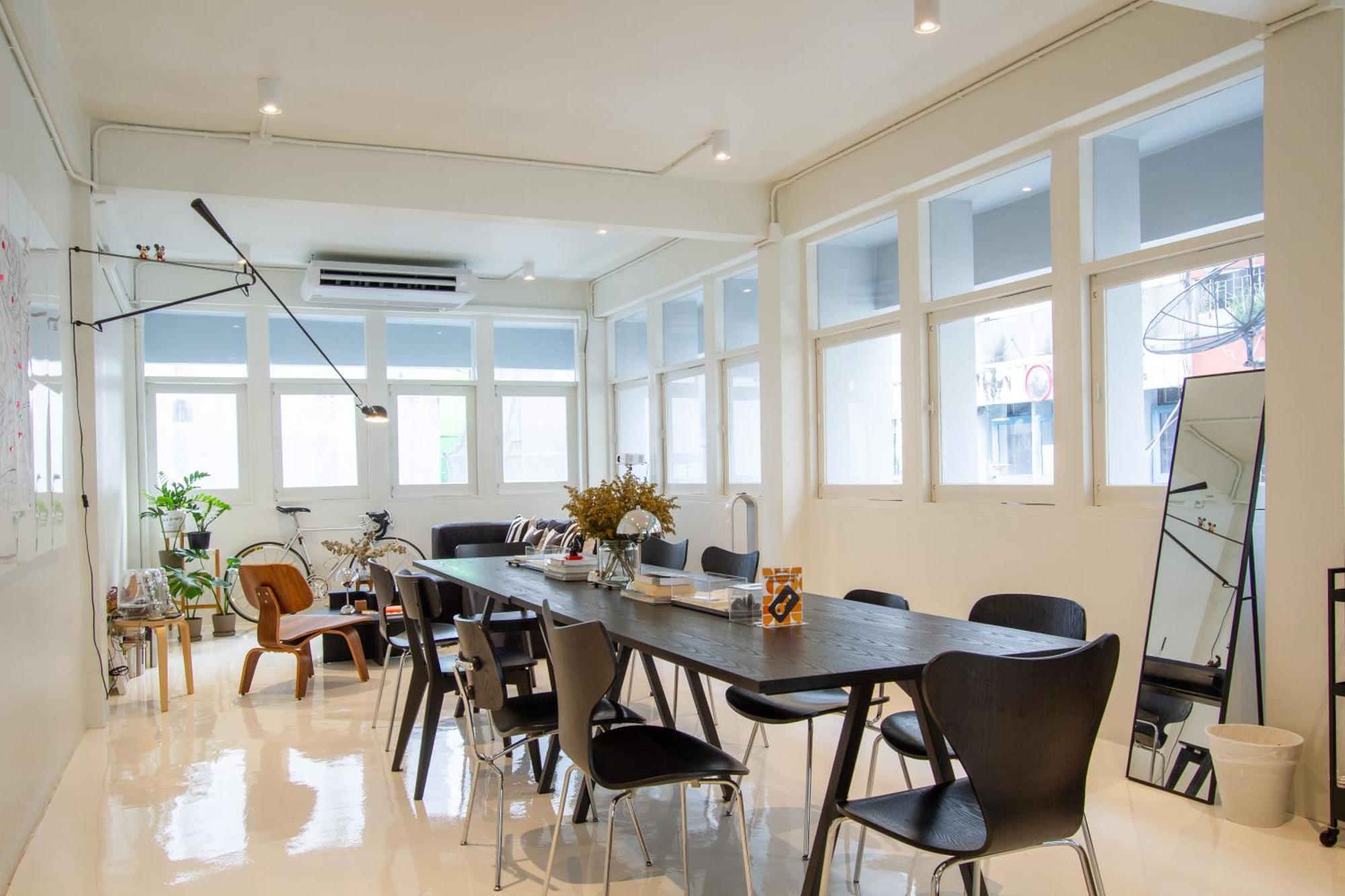 Dear Sunday Hometel Bangkok