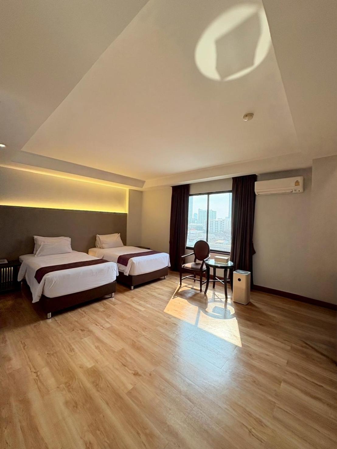 Atrium Boutique Hotel Bangkok