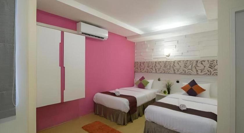 Hotel The Konnect