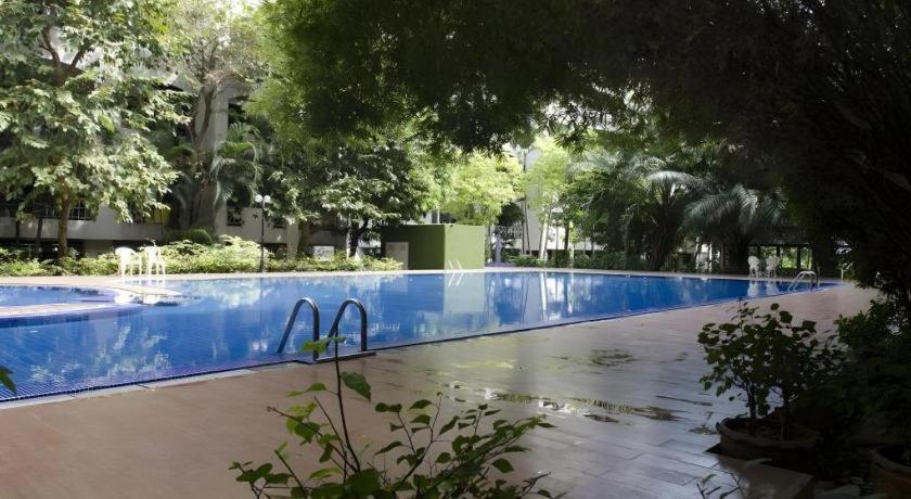 Hotel Town In Town Gardent 3*