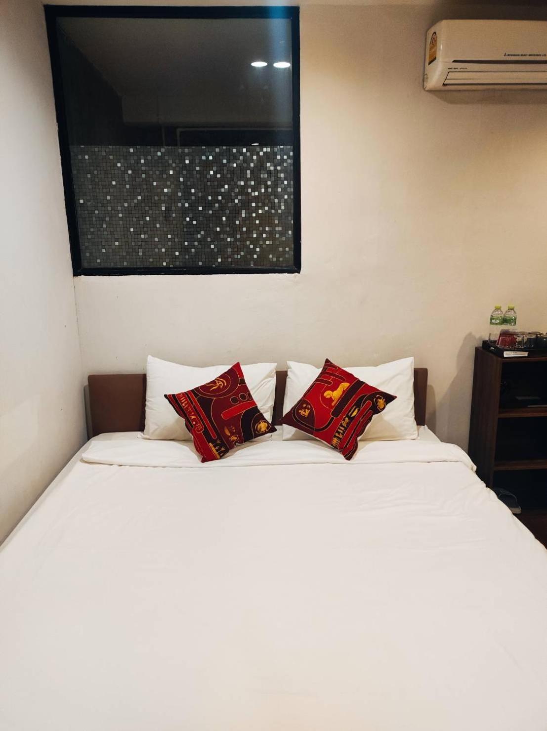 Mstay Bed & Breakfast 3*