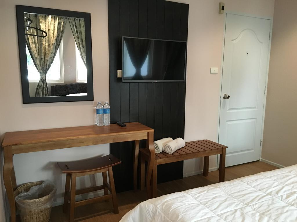 The Grand Palace Guest house