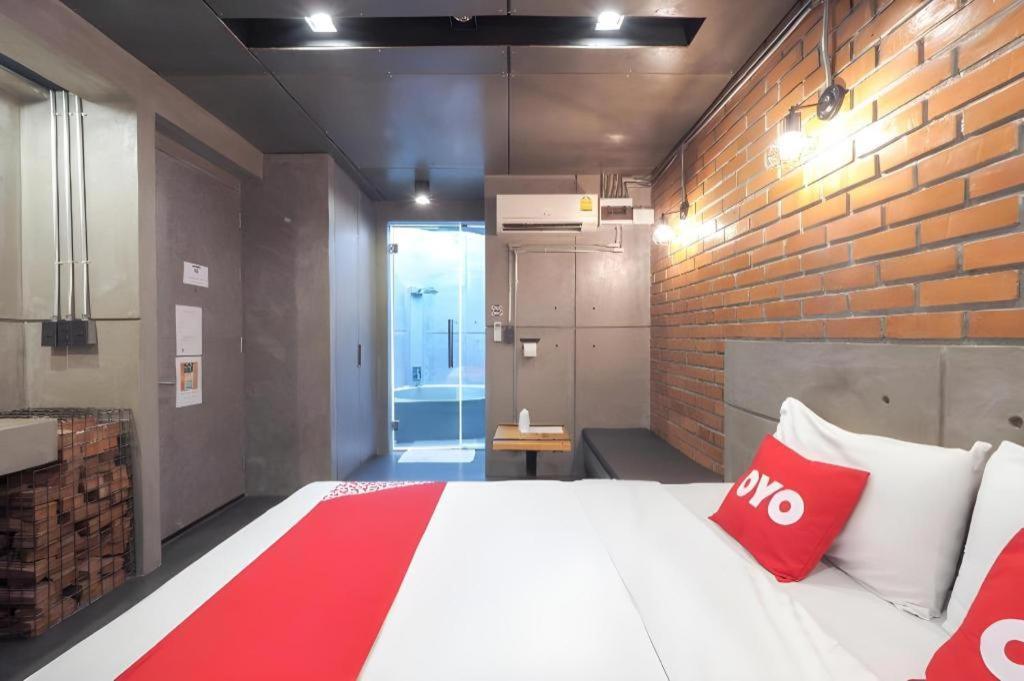 Oyo 75368 Demadre Hotell 3*