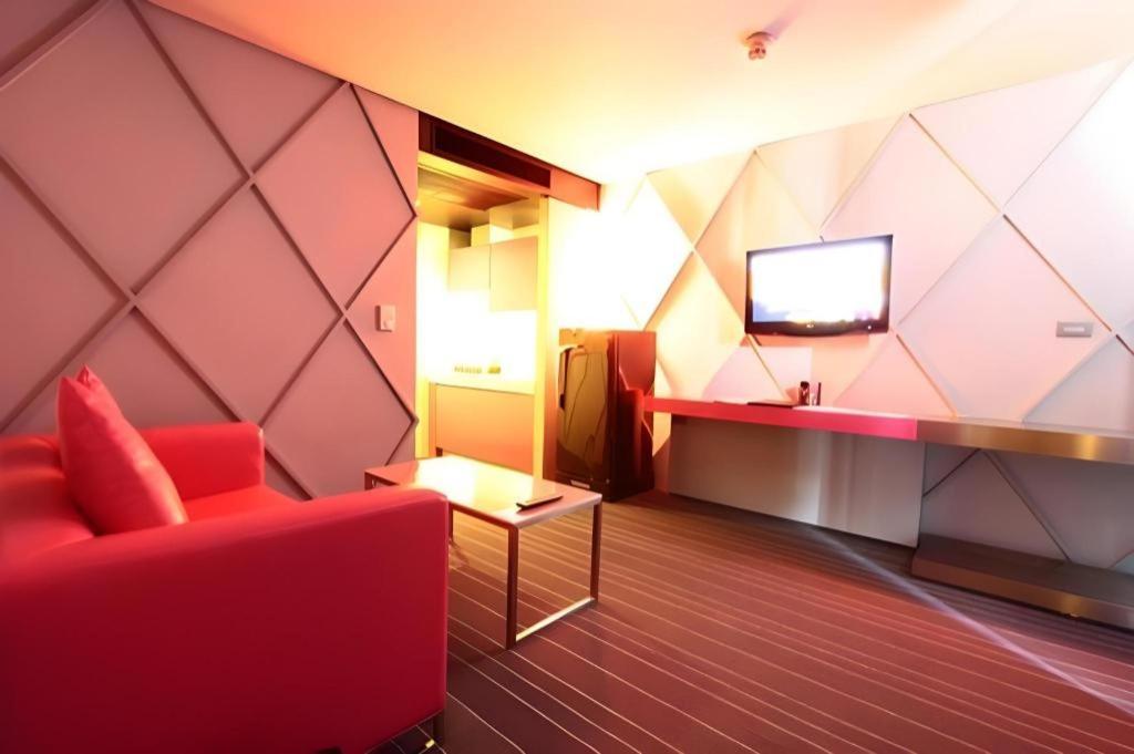 Hotel The Heritage Silom 4*