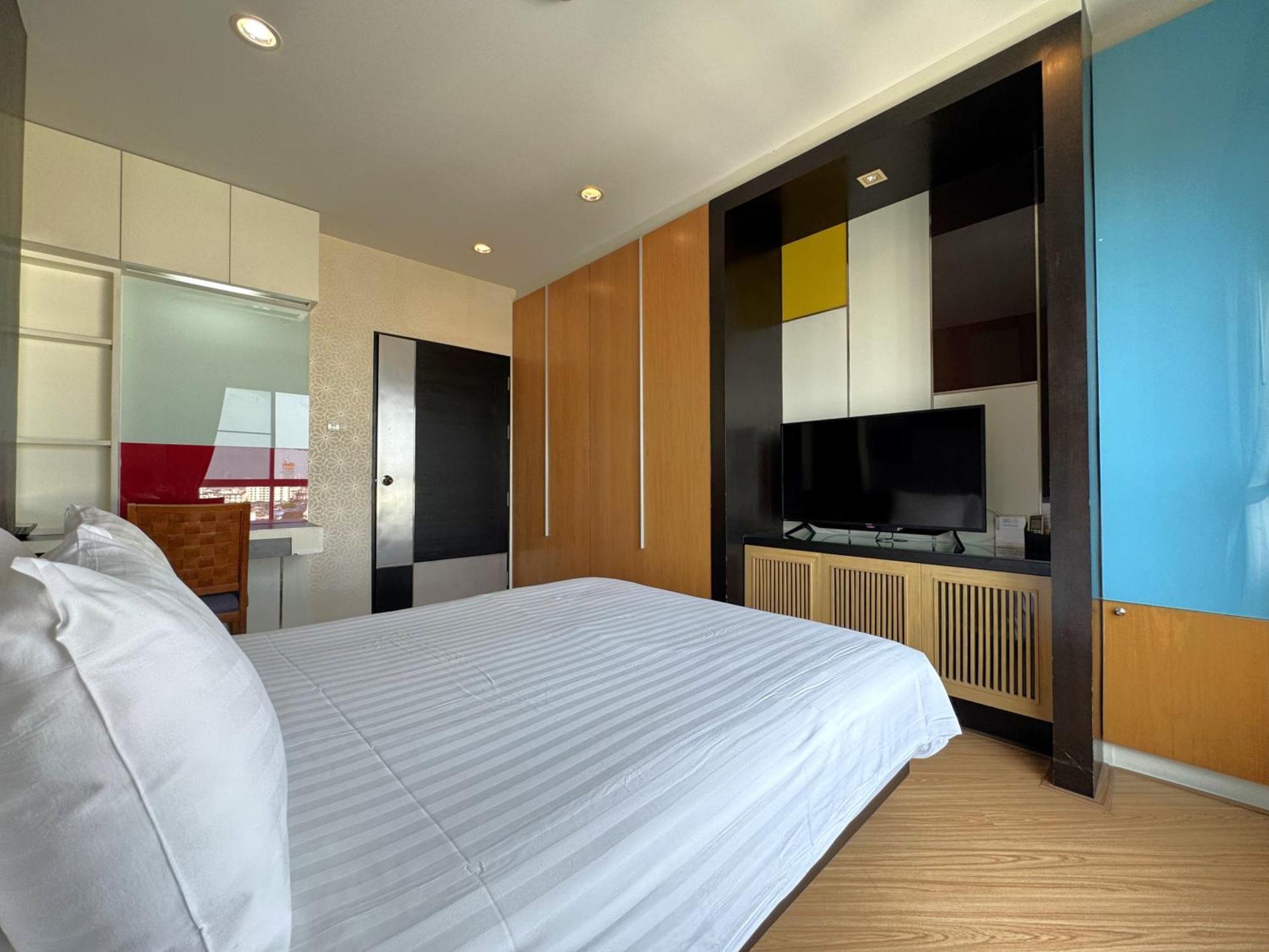 Aparthotel The Sunreno Bangkok