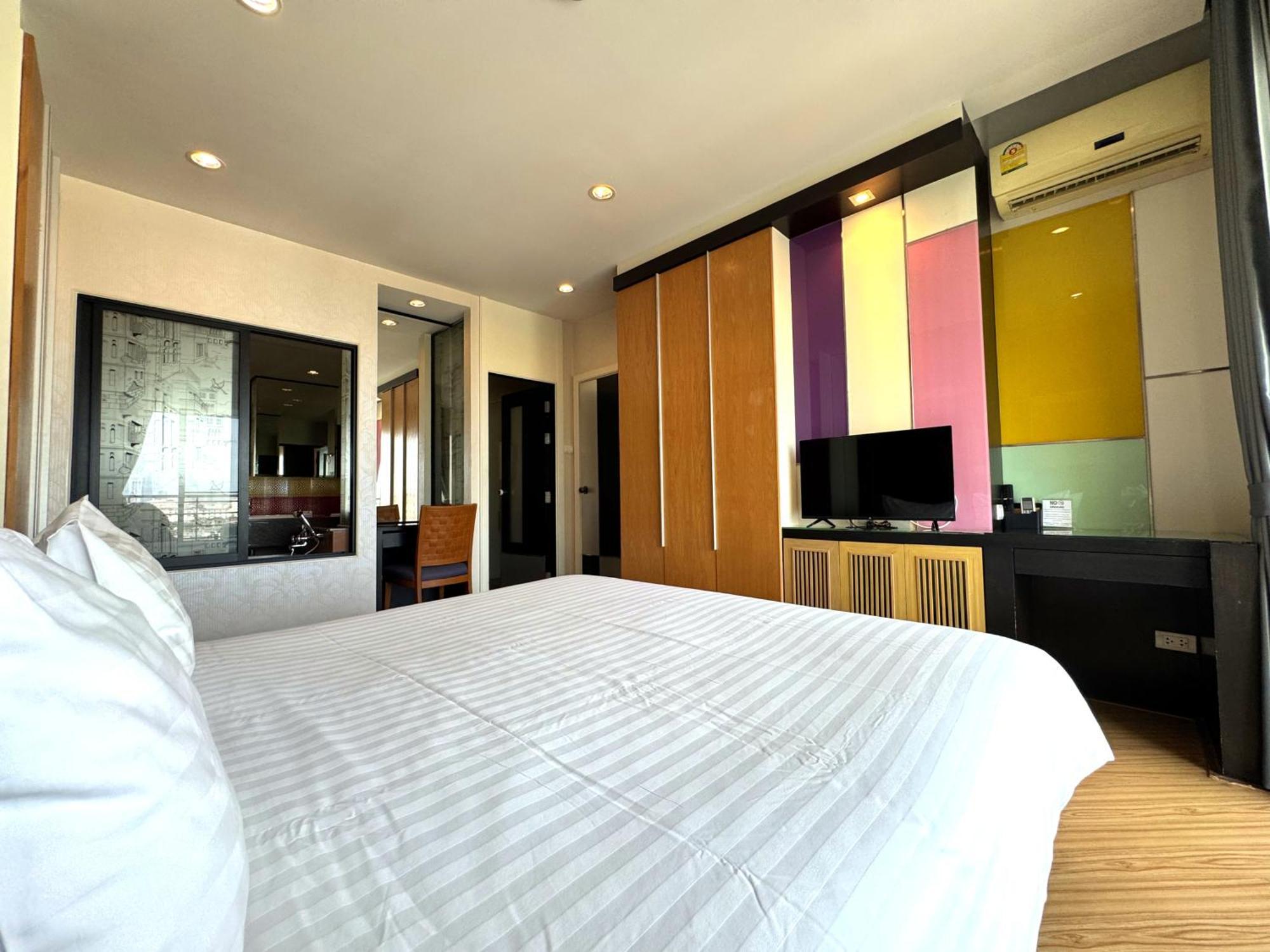 The Sunreno Aparthotel 3*