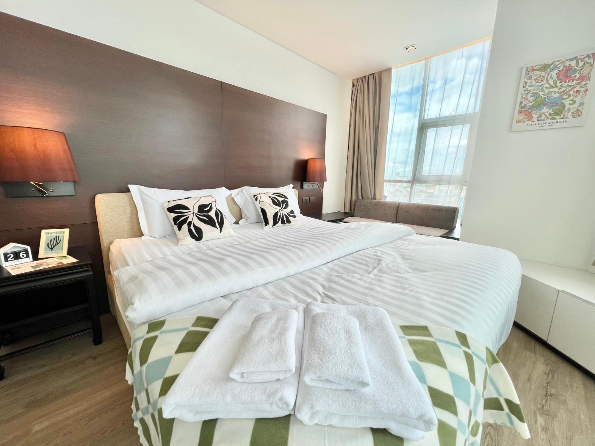 Sathorn Prime 2br #bangkok *