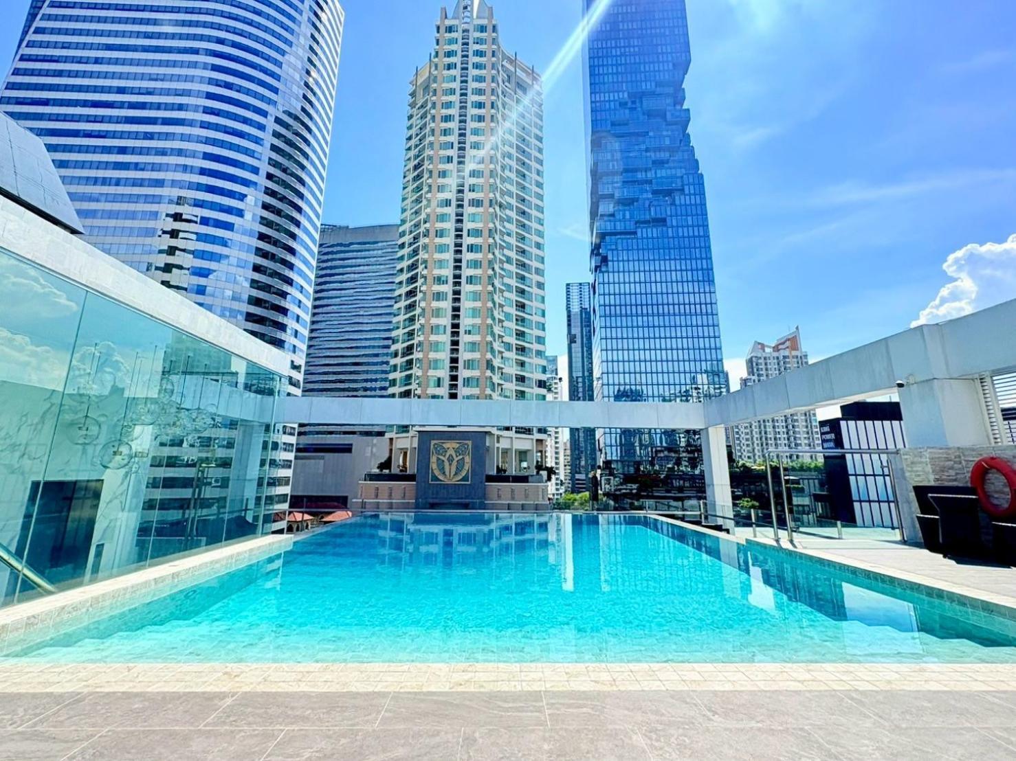 I Silom Hotell 4*