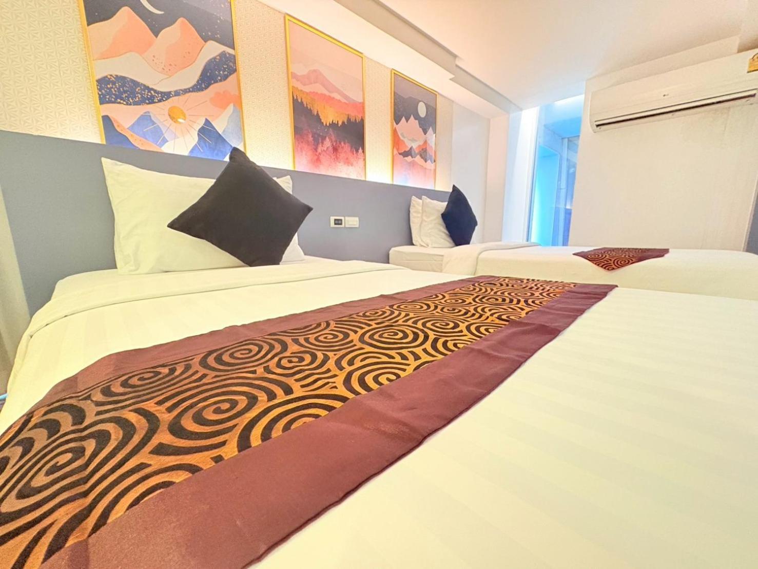I Silom Hotell 4*