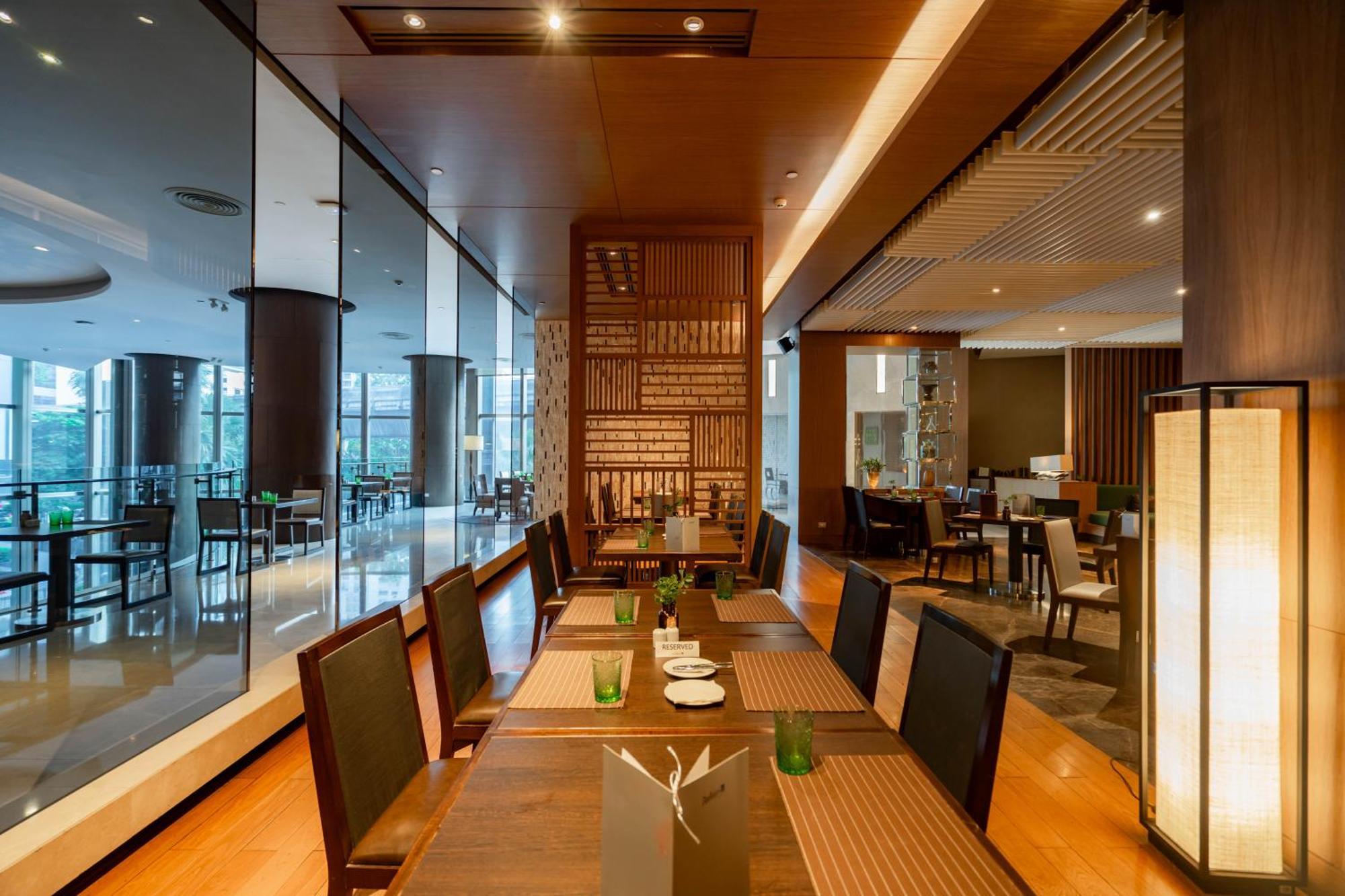 Radisson Blu Plaza 5* Bangkok