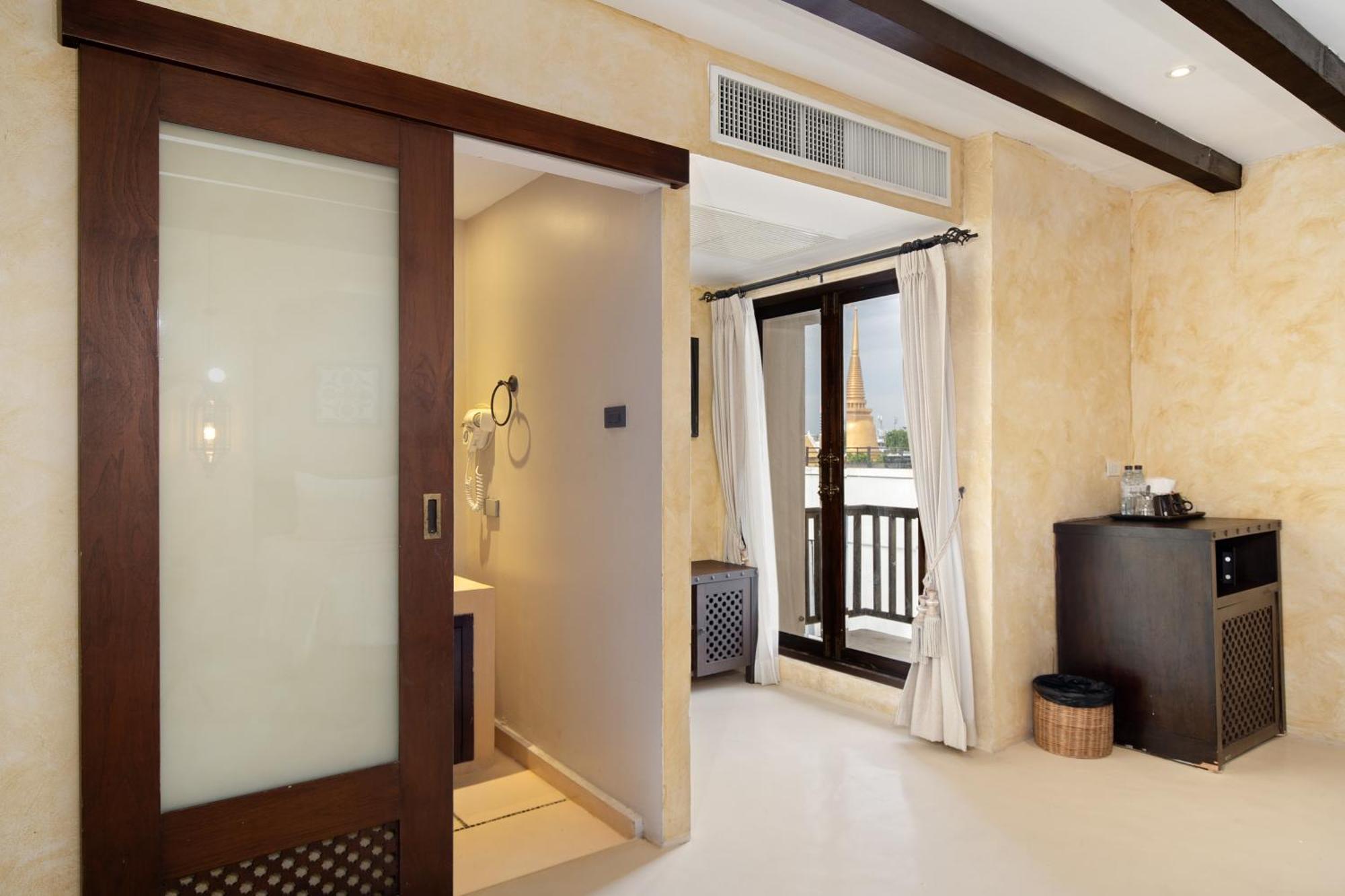 Hotel Dewan - Sha Certified