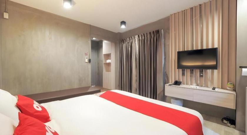 Oyo 75368 Demadre Hotell 3*
