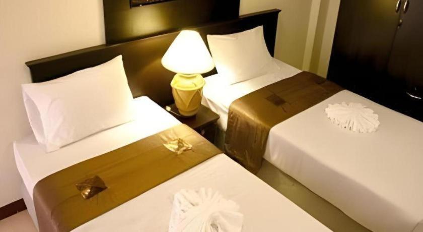 Hotel Grand Pinnacle 3*