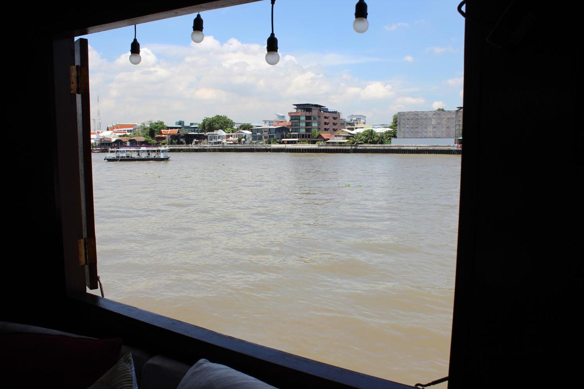 Sabai Sabai Liveaboard Bangkok