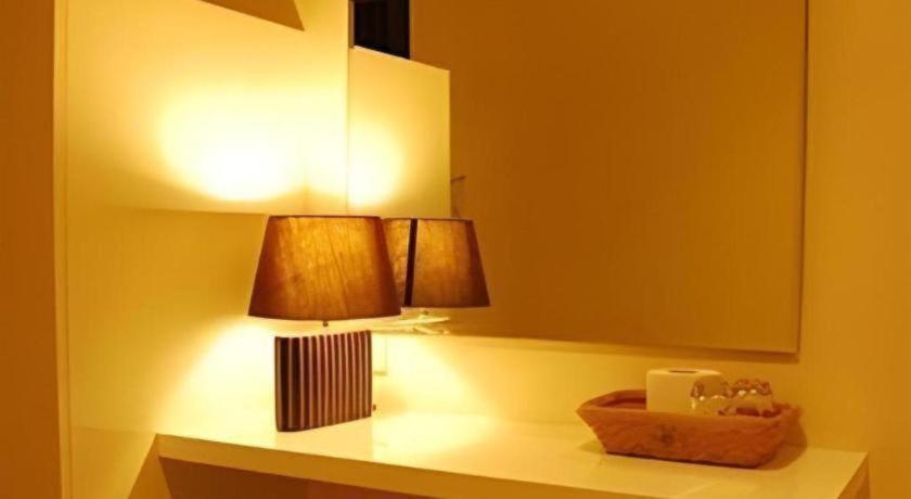 White House Asoke Sukhumvit 18 Hotel 3*