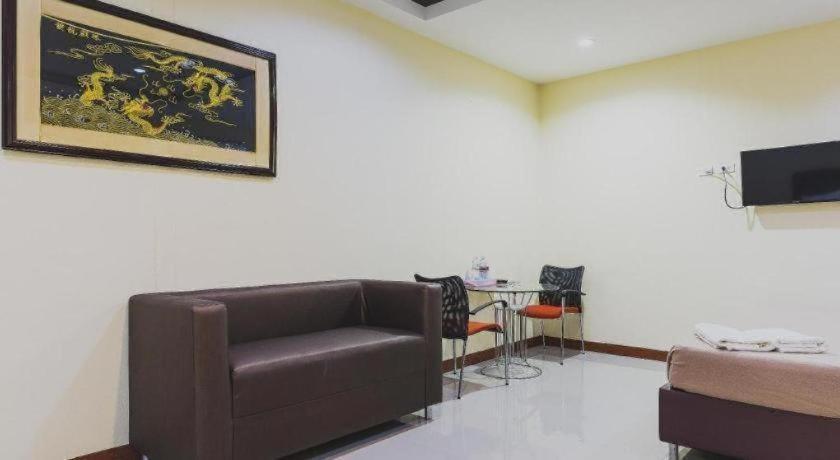 Friends House 3* Bangkok