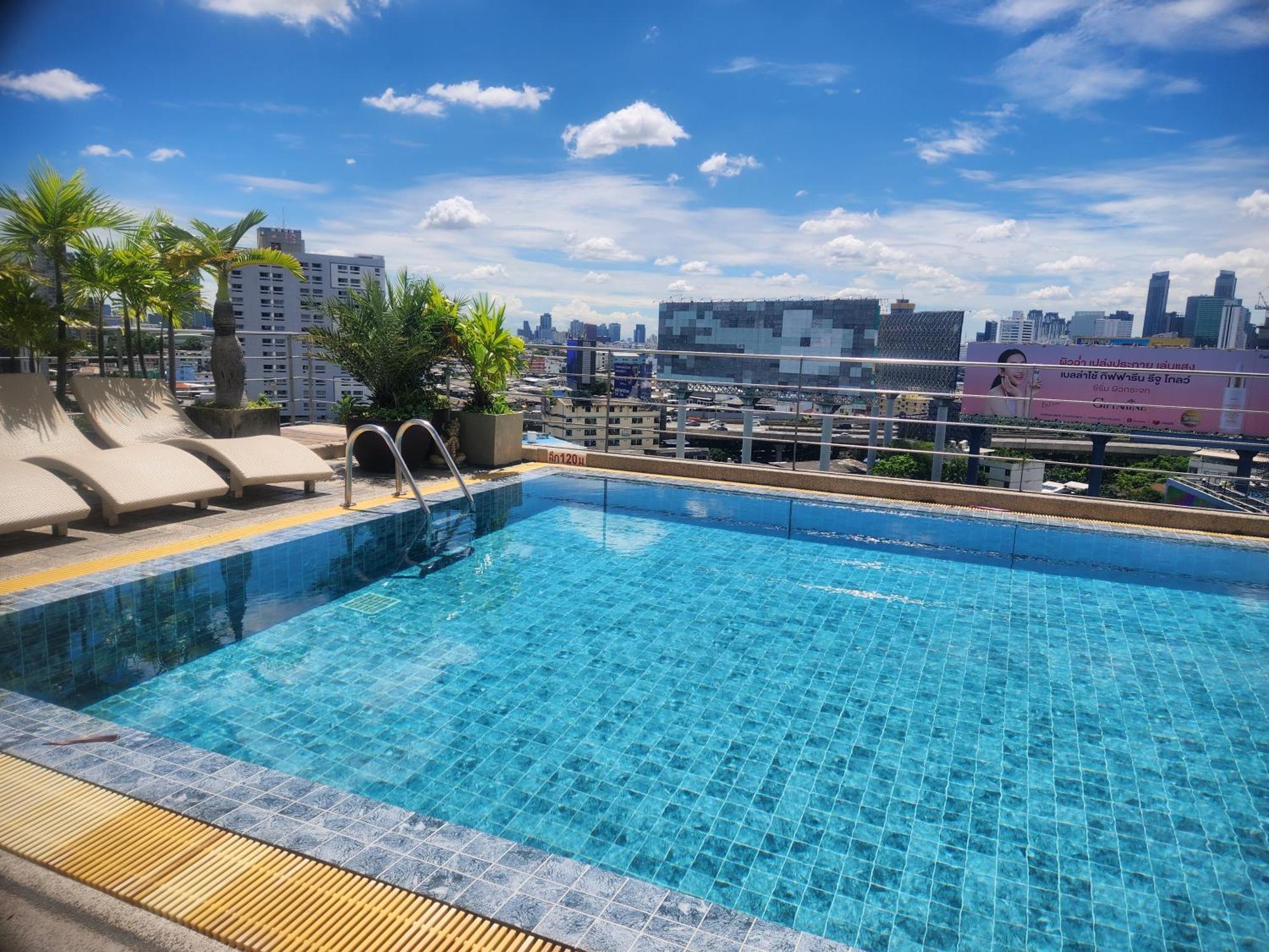 Interchange Tower Serviced - Sha Extra Hotel Bangkok