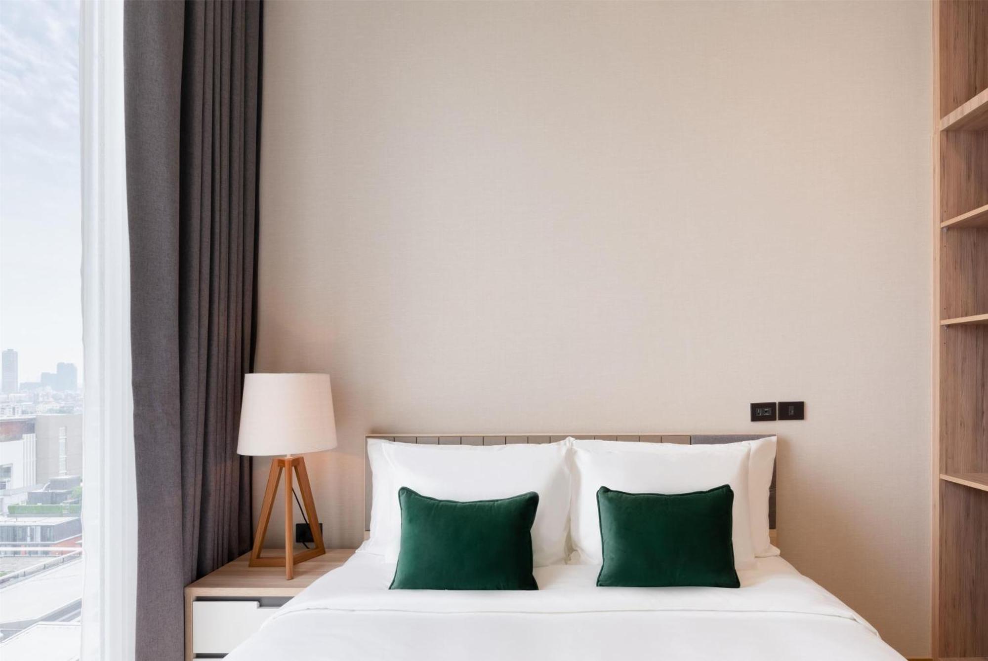Wyndham Garden Sukhumvit 42 - Sha Extra Hotel