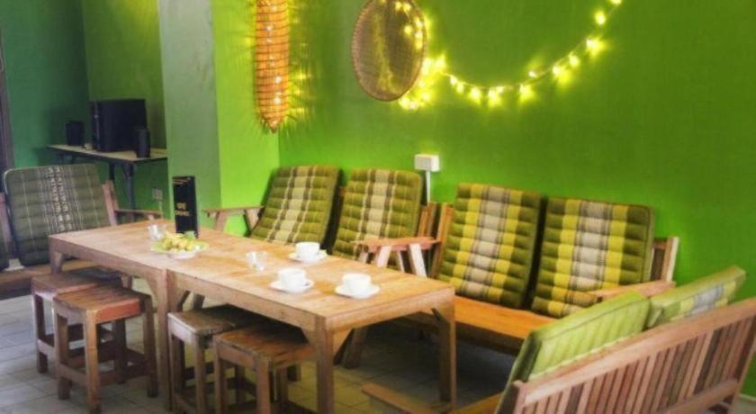 The Twins Hostel Bangkok