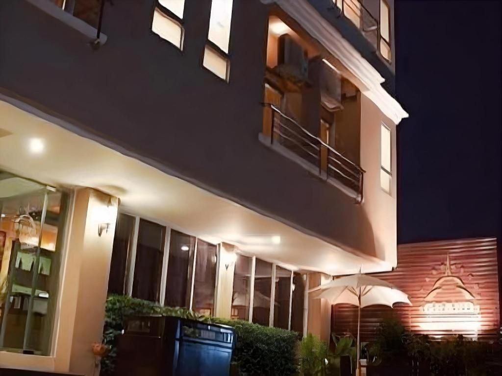 Hotel Grand Pinnacle 3*