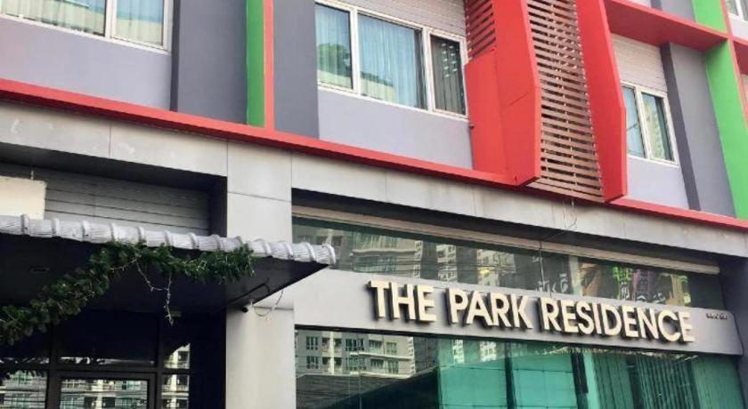 The Park 3*