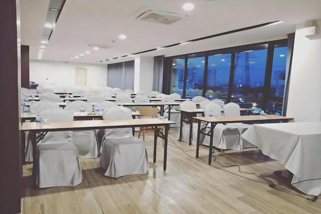 Hotel Iwish 3*