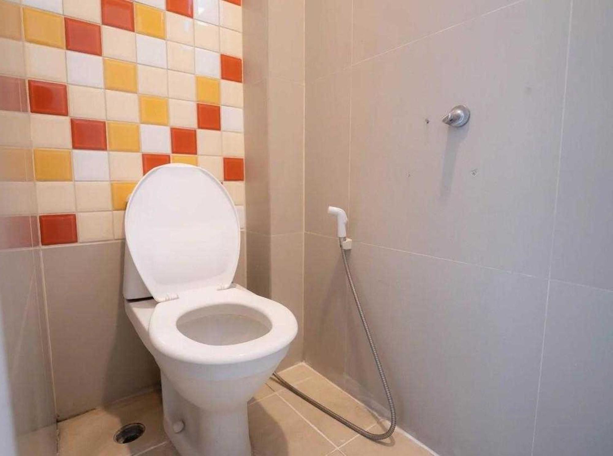 Roomquest Sukhumvit 50 Hotell 4*