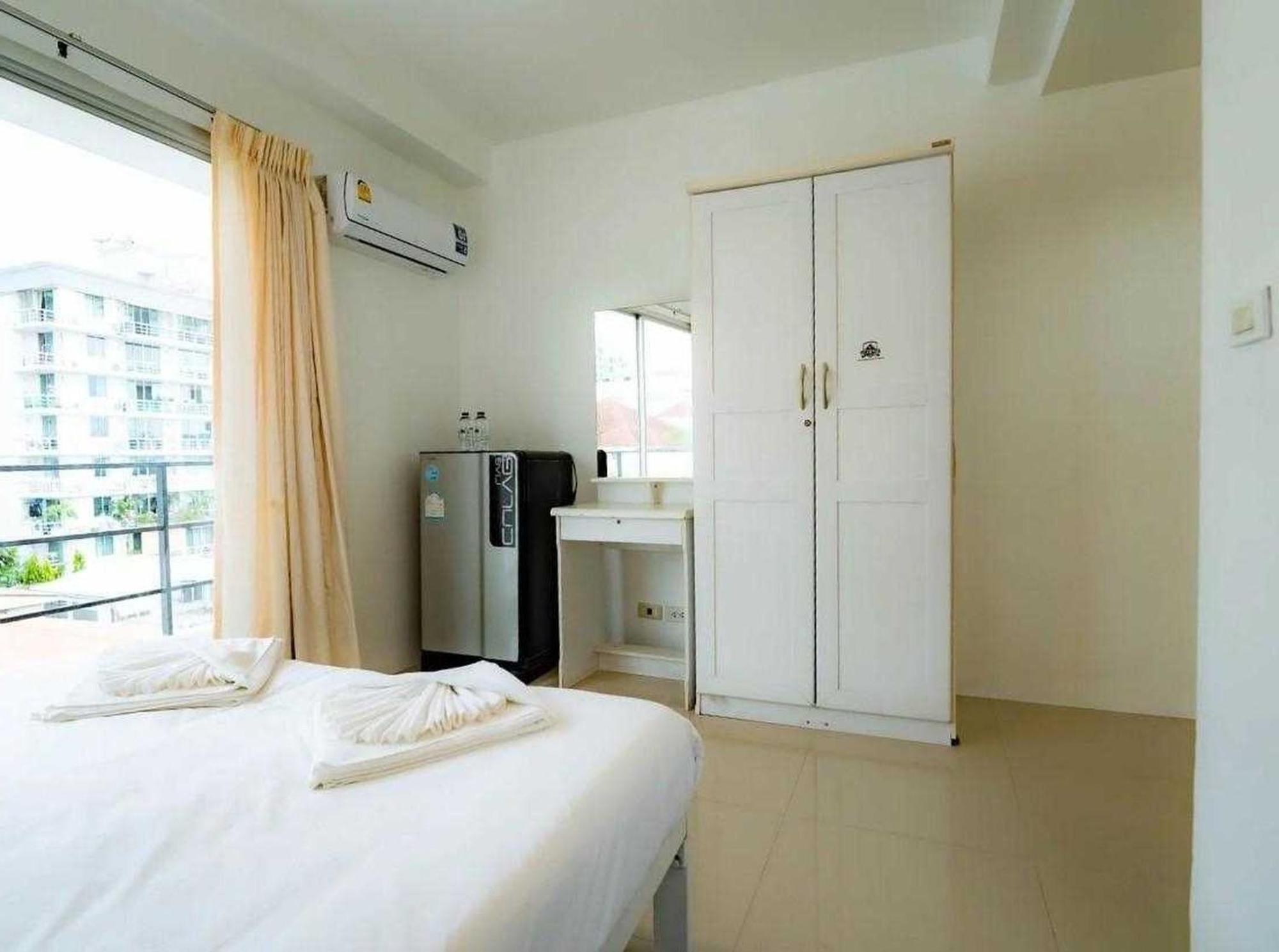 Roomquest Sukhumvit 50