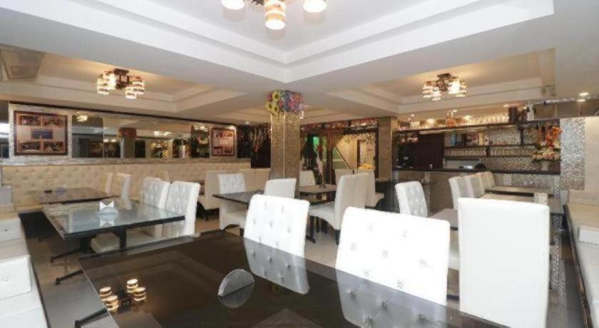 Oyo 253 Kk 11 Boutique Hotel 2*