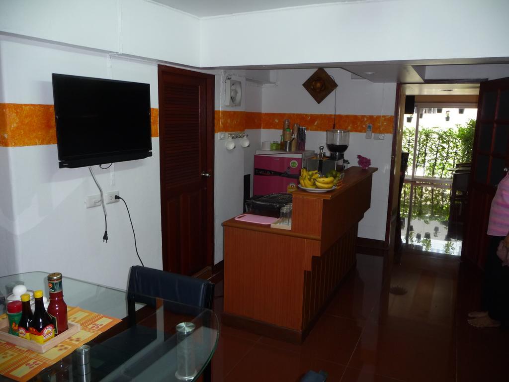 Guest house For