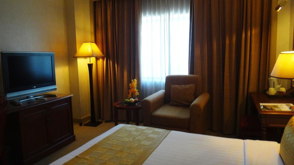 Arnoma Hotel