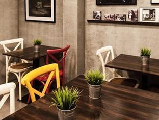White House Asoke Sukhumvit 18 3*
