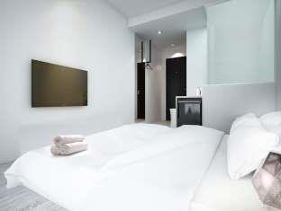 3howw @ Sukhumvit 21 Asrama Bangkok