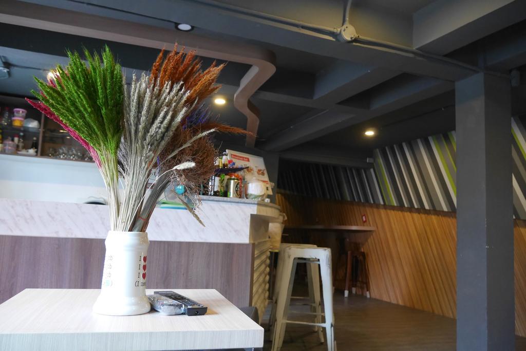 The Pillow Khaosan Hostel *