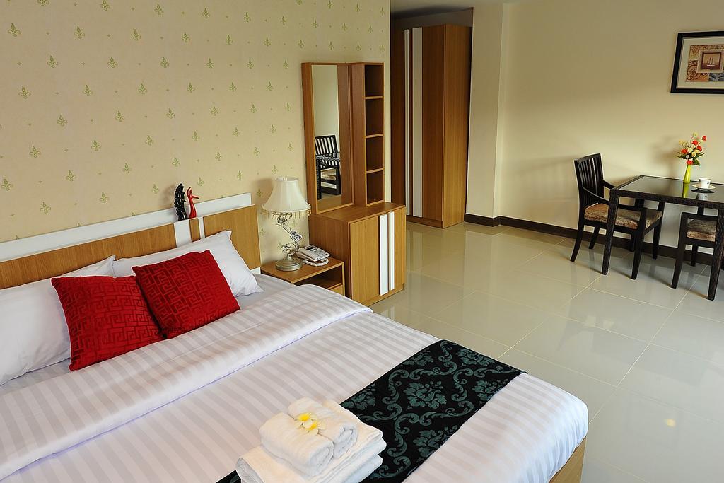 Grand Prapa Place 3* Bangkok